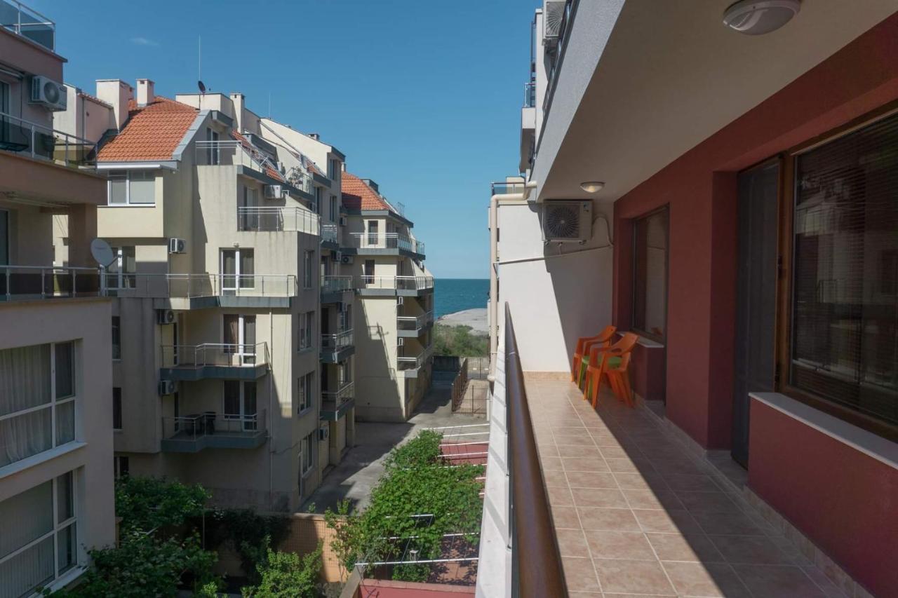 Rent Apartments Martin Beach Поморие Экстерьер фото